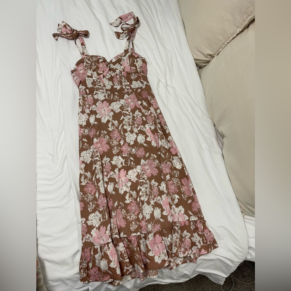 Brown & pink floral corset-like top with bow straps!